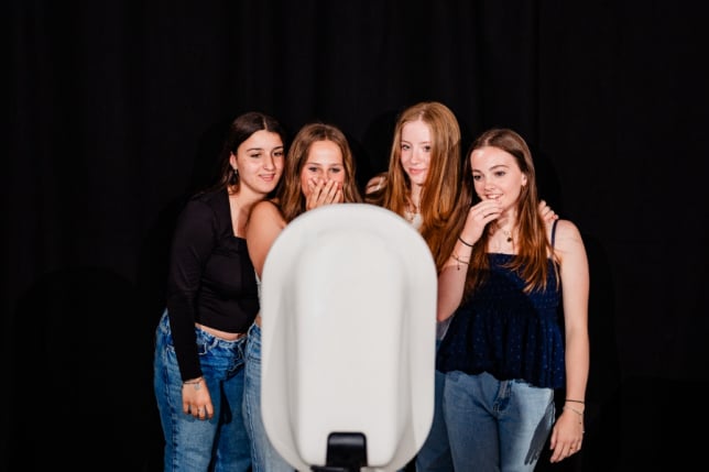 dames voor een photobooth